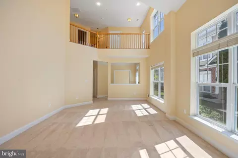 Living - 13130 Brooktree Ln, Laurel, MD 20707 photo 3 of 4