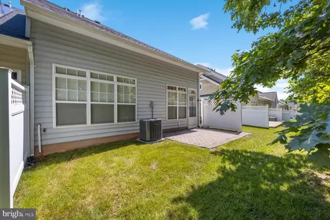 Exterior - 13130 Brooktree Ln, Laurel, MD 20707 photo 5 of 6