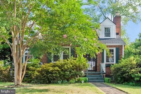 3616 Jefferson St, Hyattsville, MD 20782