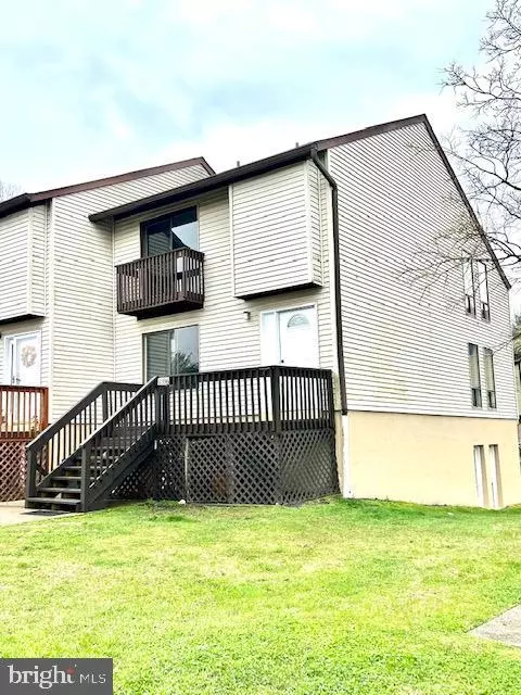 11336 Laurelwalk Dr #29, Laurel, MD 20708