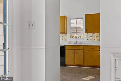 7636 Seans Ter, Lanham, MD 20706 photo 23