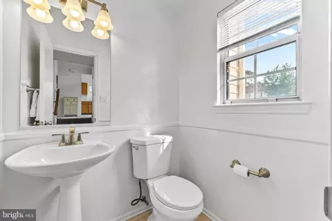 7636 Seans Ter, Lanham, MD 20706 photo 27
