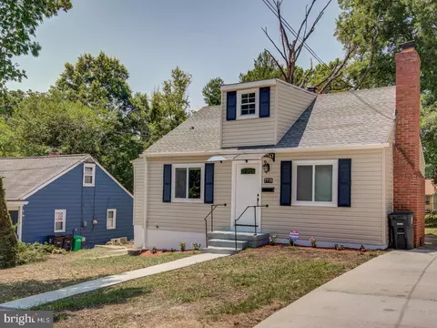 7715 Garrison Rd, Hyattsville, MD 20784