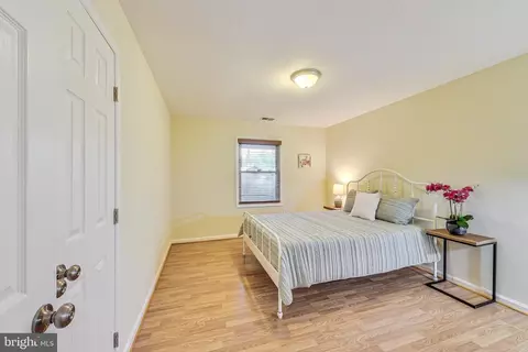 Bedroom - 1301 Wesley St, Glenarden, MD 20706 photo 5 of 10