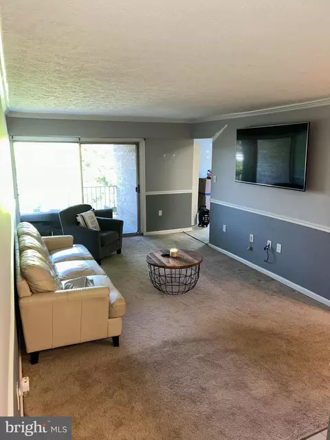 7720 Hanover Pkwy #161/301, Greenbelt, MD 20770