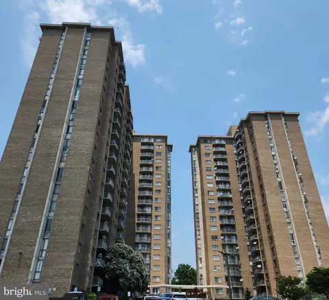 1836 Metzerott Rd #917, Adelphi, MD 20783