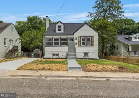 6115 39th Pl, Hyattsville, MD 20782