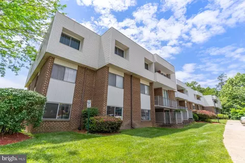 10247 Prince Pl #30-T1, Marlboro, MD 20774