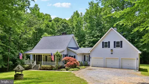 11917 Van Brady Rd, Marlboro, MD 20772