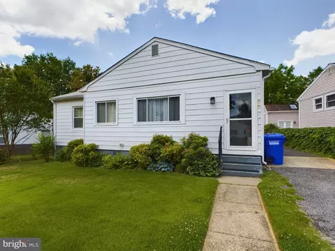 Exterior - 902 Carroll Ave, Laurel, MD 20707 photo 3 of 7