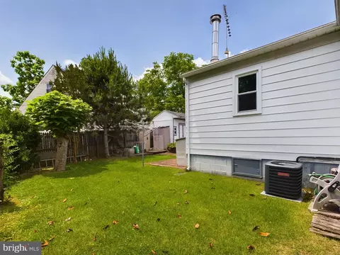 Exterior - 902 Carroll Ave, Laurel, MD 20707 photo 4 of 7