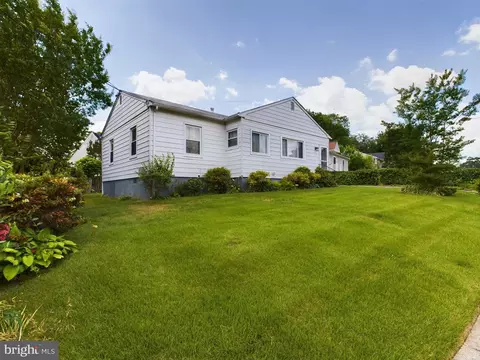 902 Carroll Ave, Laurel, MD 20707