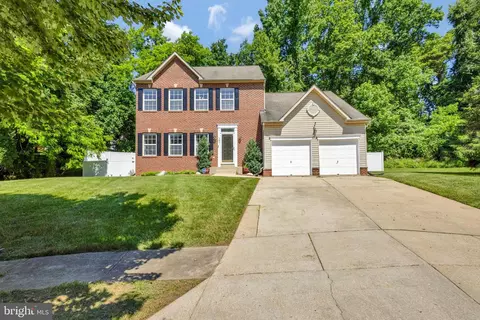 301 Round Table Dr, Fort Washington, MD 20744