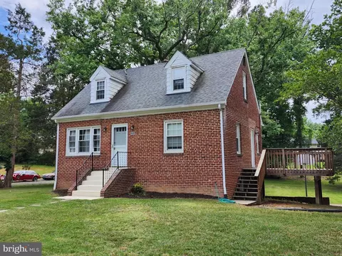 6809 Dodge Ln, Temple Hills, MD 20748