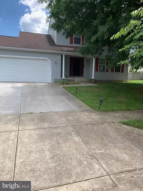 9804 Sea Gull Ct, Marlboro, MD 20772