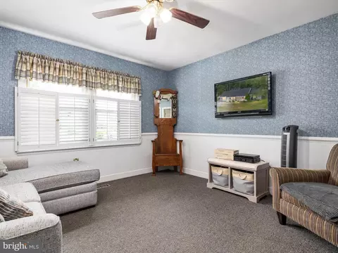 15746 Pointer Ridge Dr, Bowie, MD 20716 photo 31