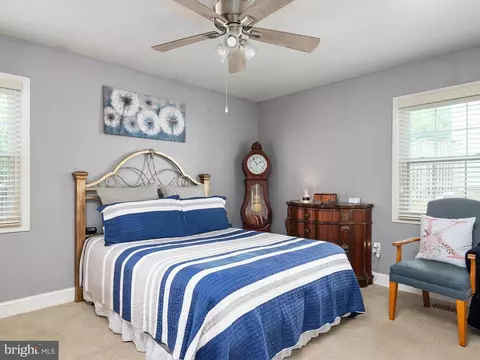 15746 Pointer Ridge Dr, Bowie, MD 20716 photo 22