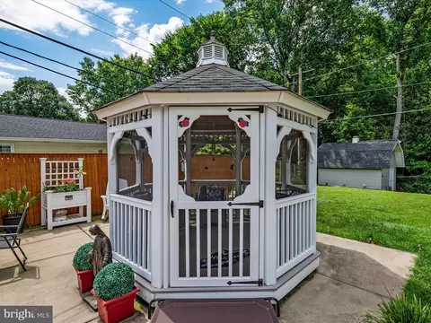 15746 Pointer Ridge Dr, Bowie, MD 20716 photo 45