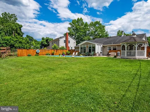15746 Pointer Ridge Dr, Bowie, MD 20716 photo 46
