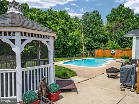 15746 Pointer Ridge Dr, Bowie, MD 20716 photo 44