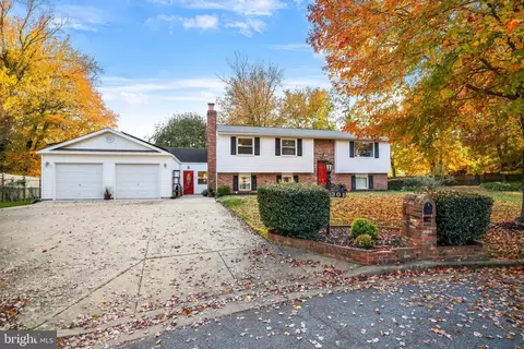 301 Mecca Ct, Fort Washington, MD 20744