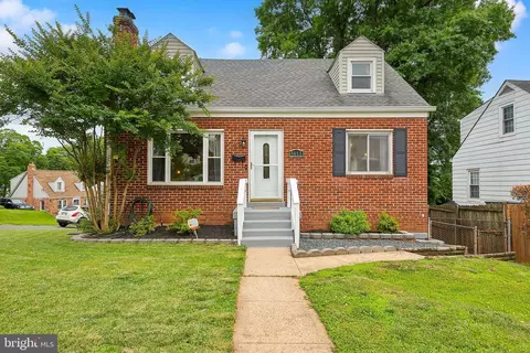 5615 Quincy St, Hyattsville, MD 20784
