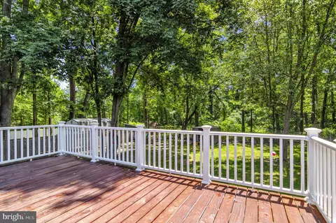 Exterior - 6211 Wolverton Ln, Clinton, MD 20735 photo 3 of 10