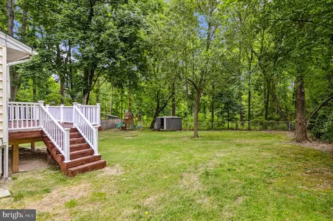 Exterior - 6211 Wolverton Ln, Clinton, MD 20735 photo 7 of 10