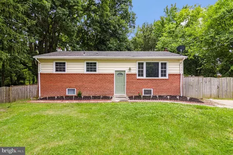 6211 Wolverton Ln, Clinton, MD 20735