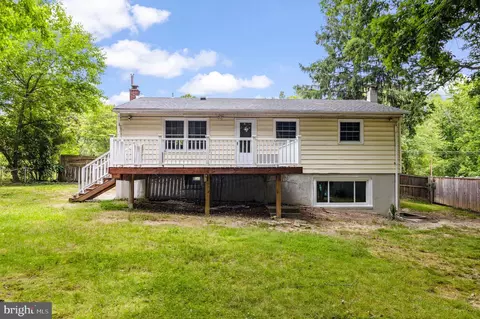 Exterior - 6211 Wolverton Ln, Clinton, MD 20735 photo 10 of 10
