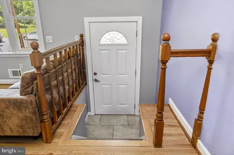 Entry Way - 6211 Wolverton Ln, Clinton, MD 20735 photo 1 of 3