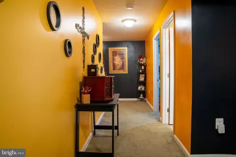 Entry Way - 15723 Chadsey Ln, Brandywine, MD 20613 photo 10 of 12