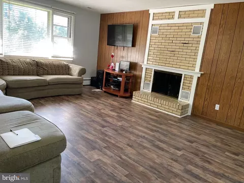 Living - 5003 Baltimore Ln, Lanham, MD 20706 photo 2 of 5