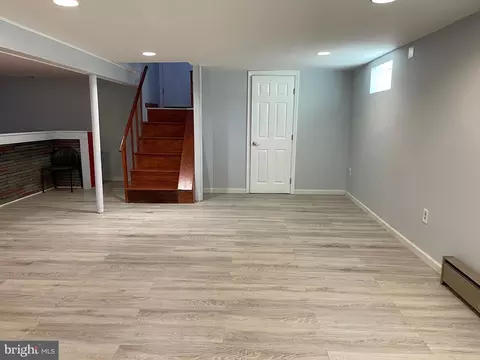 Living - 5003 Baltimore Ln, Lanham, MD 20706 photo 4 of 5