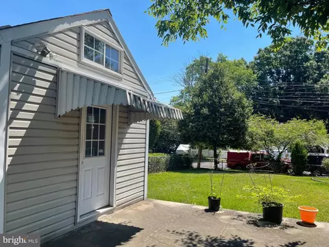 2126 Ruatan St, Adelphi, MD 20783 photo 10