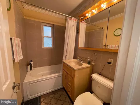 2126 Ruatan St, Adelphi, MD 20783 photo 21