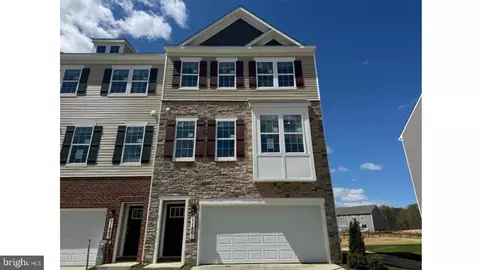 11820 Wynnifred Pl, Glenn Dale, MD 20769