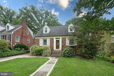 6707 Queens Chapel Rd, University Park, MD 20782