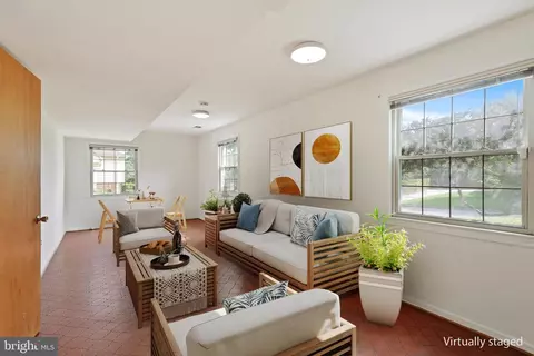 Living - 3700 Baskerville Dr, Mitchellville, MD 20721 photo 8 of 8