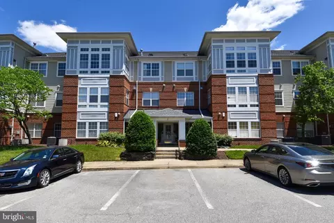 2 Cameron Grove Blvd #207, Marlboro, MD 20774
