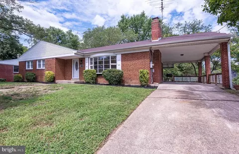 Exterior - 5902 Arbroath Dr, Clinton, MD 20735 photo 3 of 6