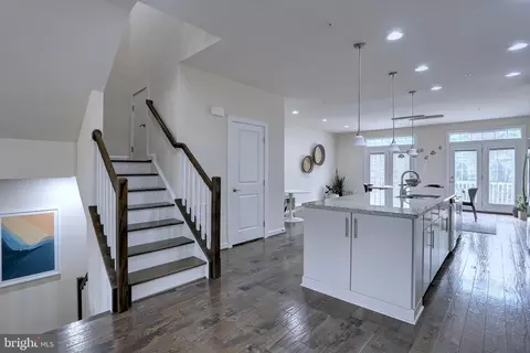 14415 Cannock Chase Chase, Laurel, MD 20707 photo 4