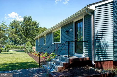 8528 Mulberry St, Laurel, MD 20707 photo 3