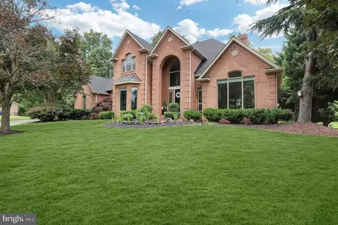 2515 Red Cedar Dr, Bowie, MD 20721