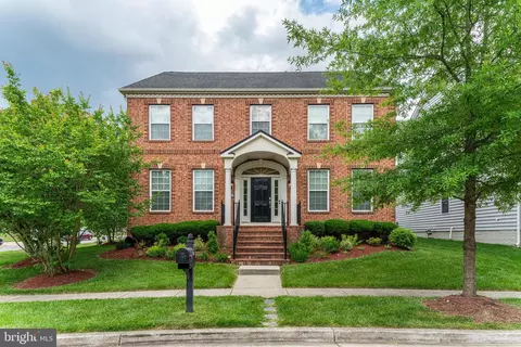400 Esterville Ln, Marlboro, MD 20774