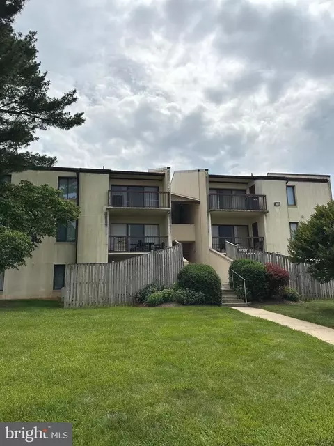 10137 Prince Pl #302-6B, Marlboro, MD 20774