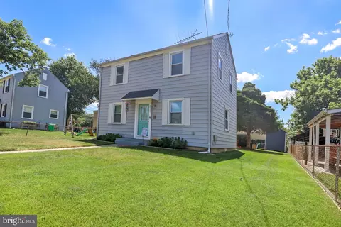 2015 Somerset St, Hyattsville, MD 20782