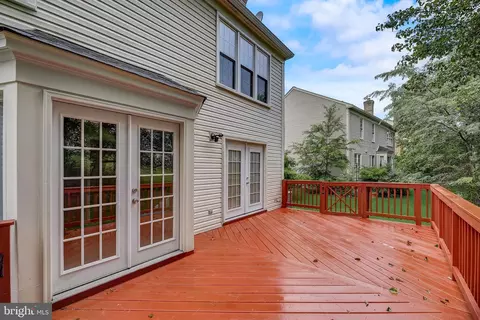 Exterior - 11615 Clocktower Ln, Laurel, MD 20708 photo 7 of 10