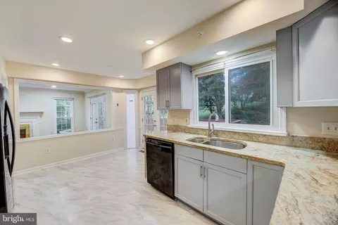 Kitchen - 11615 Clocktower Ln, Laurel, MD 20708 photo 2 of 5