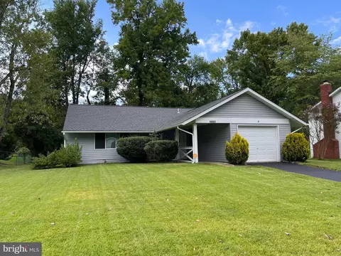 16002 Alderwood Ln, Bowie, MD 20716